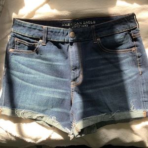 American eagle high rise shorts!
